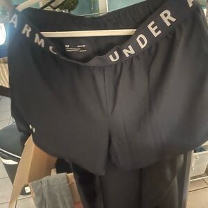 Under Armour Men's Dark Gray Boxer Briefs